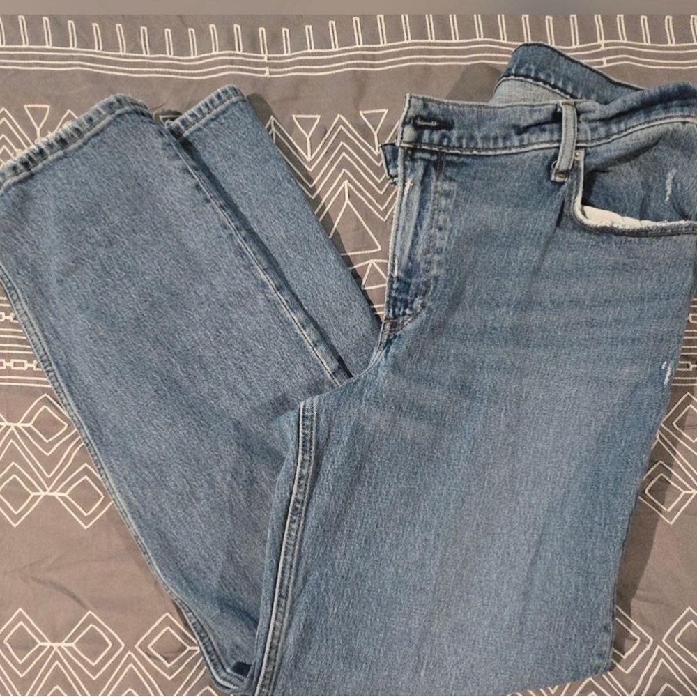 Abercrombie 90s Straight Leg Ultra High Rise Jeans Size 31